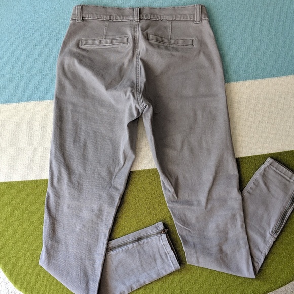 Banana Republic Skinny Pants - Picture 2 of 4